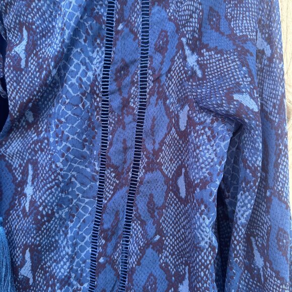 Banana Republic Blue Snakeskin Long Sleeve Dress Small - Picture 7 of 13